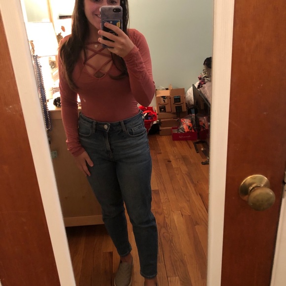 Criss Cross Long Sleeve - Picture 2 of 3